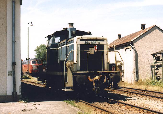  364 806