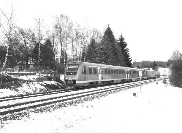  612 051